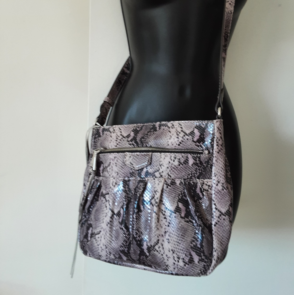 Aimee Kestenberg Leather Snake Print Saratoga Crossbody Bag EUC